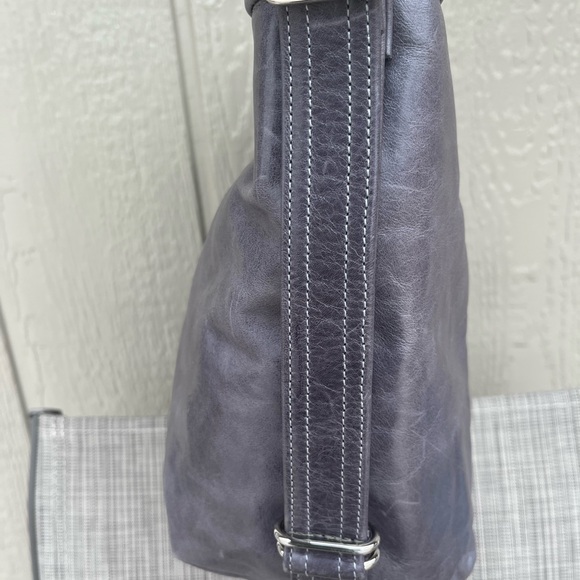 Elegant gray  rough and tumble Leather Shoulder Bag Hartley in concord - Picture 5 of 11